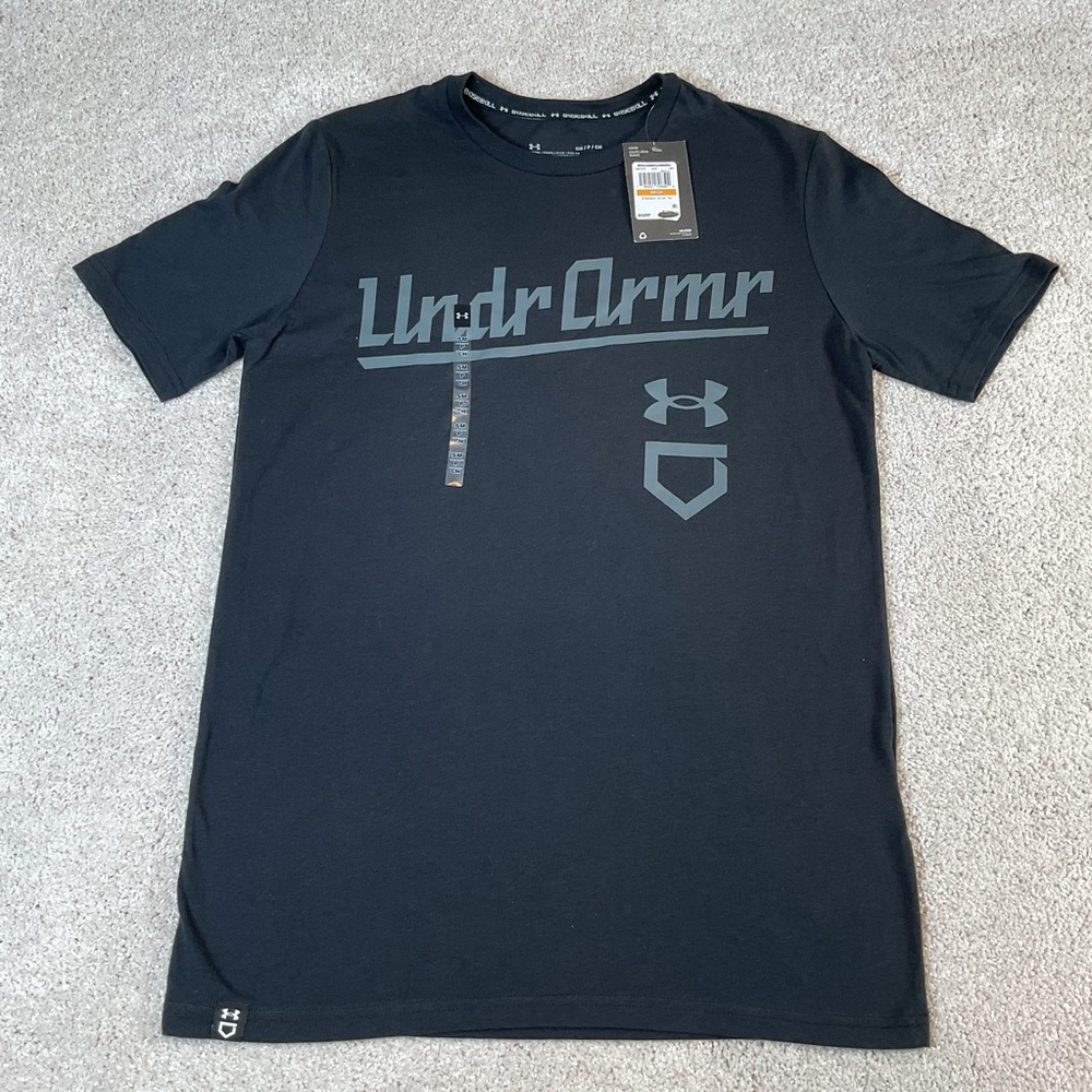 Under‎ Armour Men's Baseball Script Short Sleeve Tee Size Small NWT